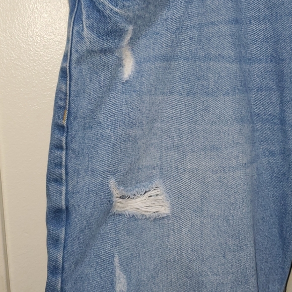 FOREVER 21 - MEN'S DENIM SHORTS 🩳 - Picture 3 of 9